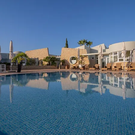 Quinta Da Boa Nova - Cheerful And Spacious 2-bedroom Duplex Villa Estômbar